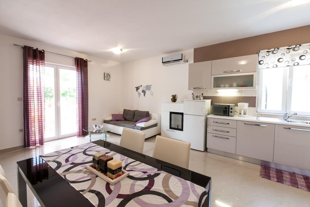 The Golden Island Apartments คิร์ก ภายนอก รูปภาพ